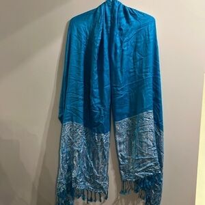Elegant Turquoise Shawl Scarf with Silver Paisley Border & Tassel